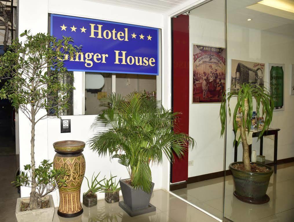 Oyo 373 Mc Ginger House Hotel Patong Buitenkant foto